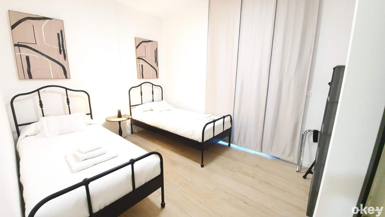 Dimora Beluga - Bari Centro Hotel ภายนอก รูปภาพ