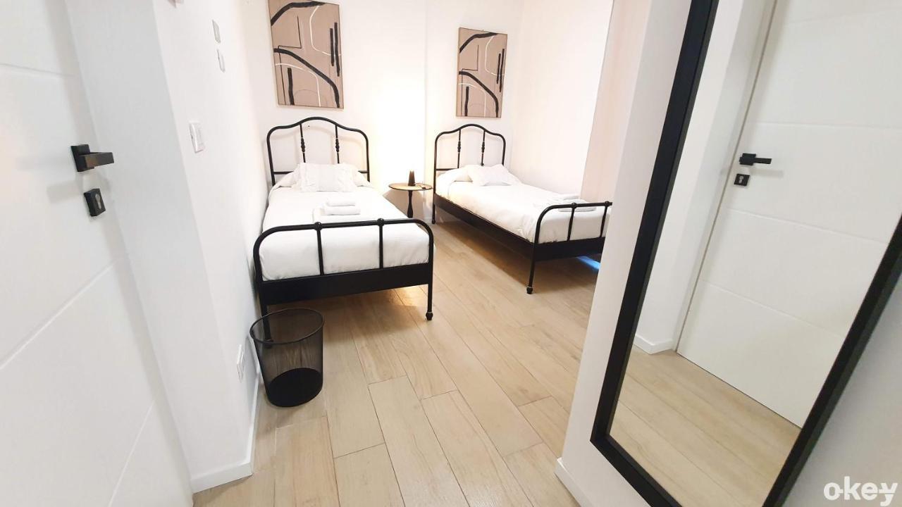 Dimora Beluga - Bari Centro Hotel ภายนอก รูปภาพ