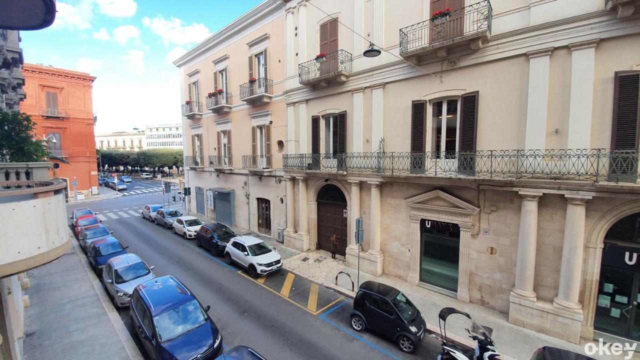 Dimora Beluga - Bari Centro Hotel ภายนอก รูปภาพ
